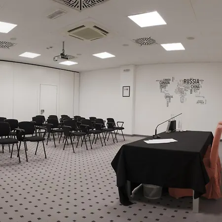 Hotel Carpi 4*