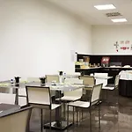 מלון Hotel Carpi קארפי