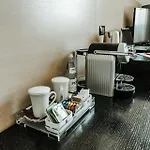 מלון Hotel Carpi קארפי