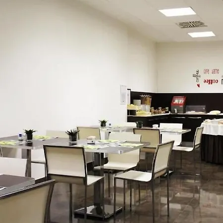 Otel Hotel Carpi Carpi
