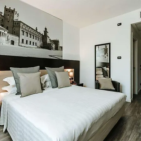 Hotel Carpi Otel