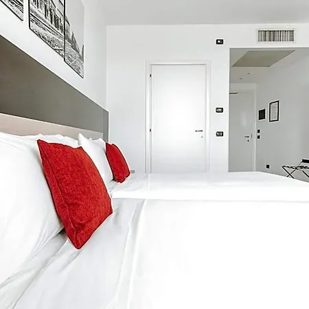 Hotel Hotel Carpi 4*