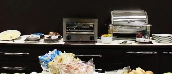 Hotel Carpi קארפי