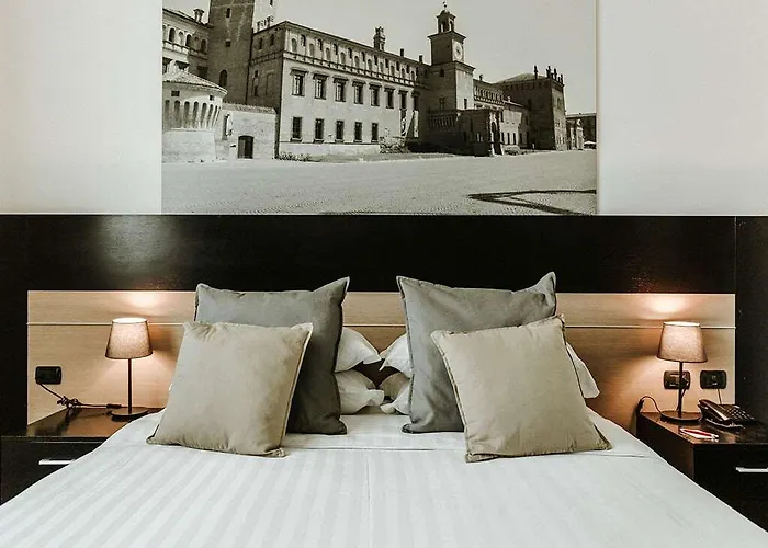 Hotel Carpi קארפי