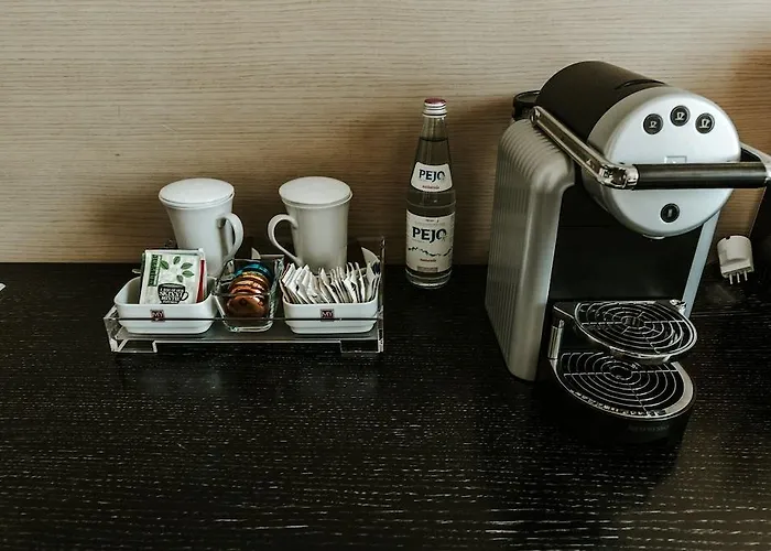 מלון Hotel Carpi קארפי