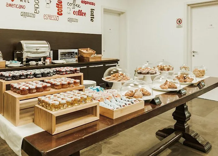 Hotel Carpi מלון 4*