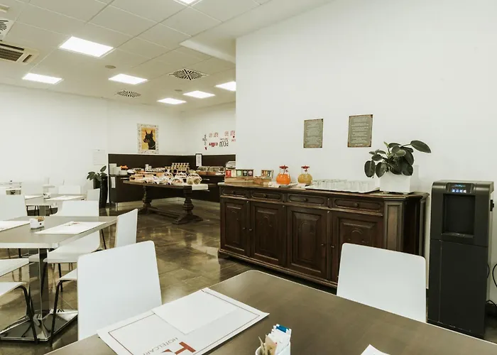 מלון Hotel Carpi