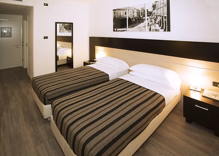 Hotel Carpi מלון קארפי