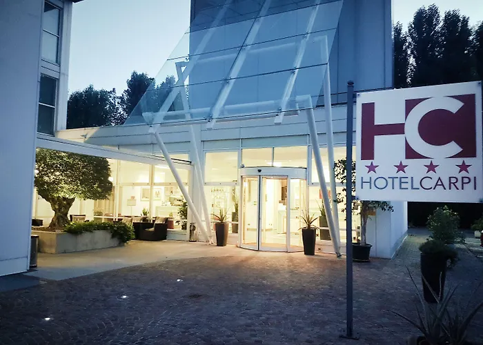Hotel Carpi מלון